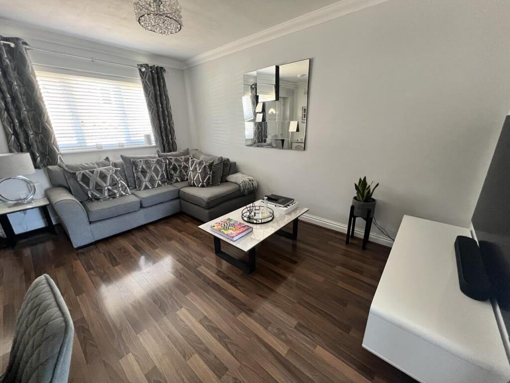Dining Room.jpg