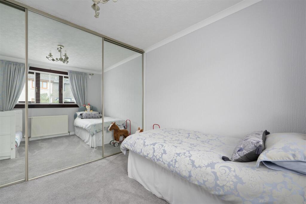 51EastercraigGardens019.JPG