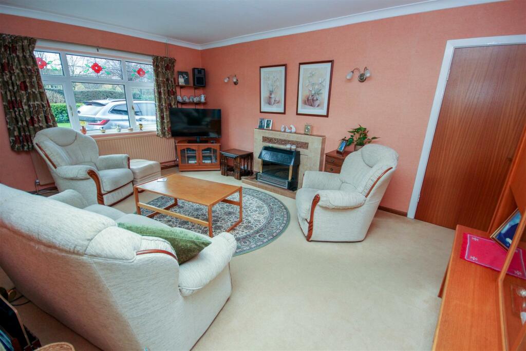 Lounge..jpg