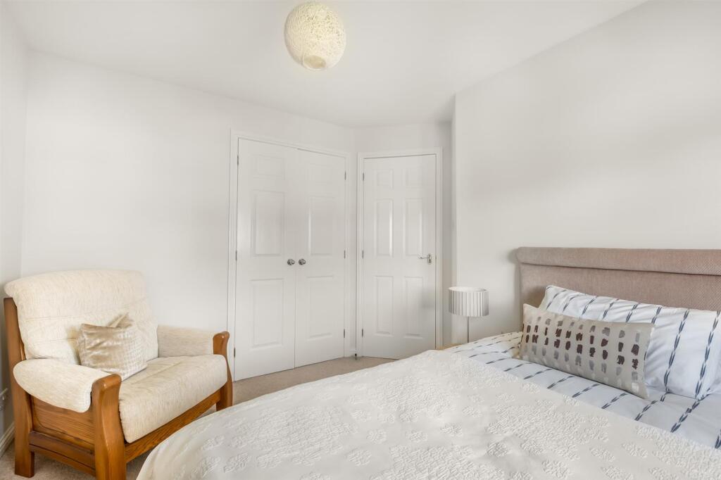 24 Nicoll Place (28).jpg