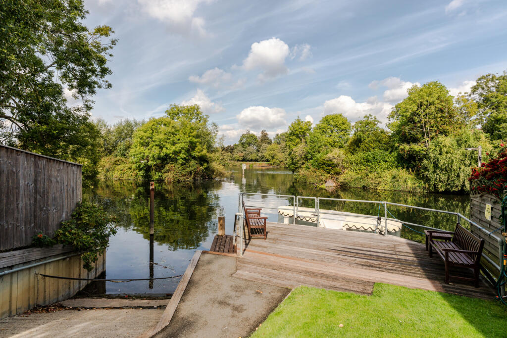 313906 - Feversham House-69.jpeg