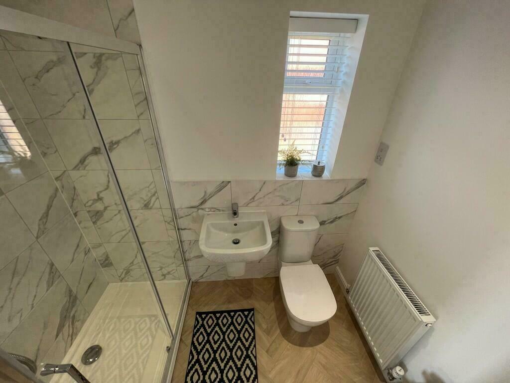 Bedroom 1 En-Suite