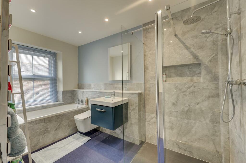 The Firs Bathroom