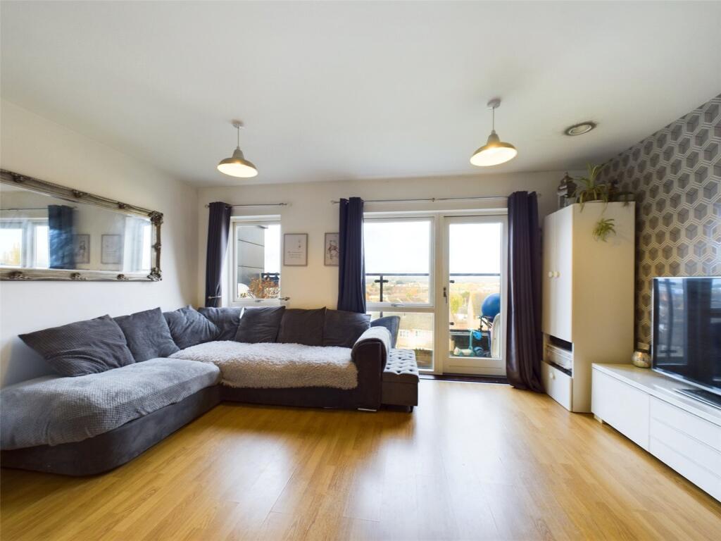 Kitchen/Living Area