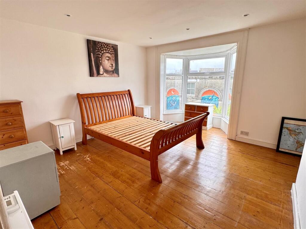 6 Beacon Road Bedroom 1