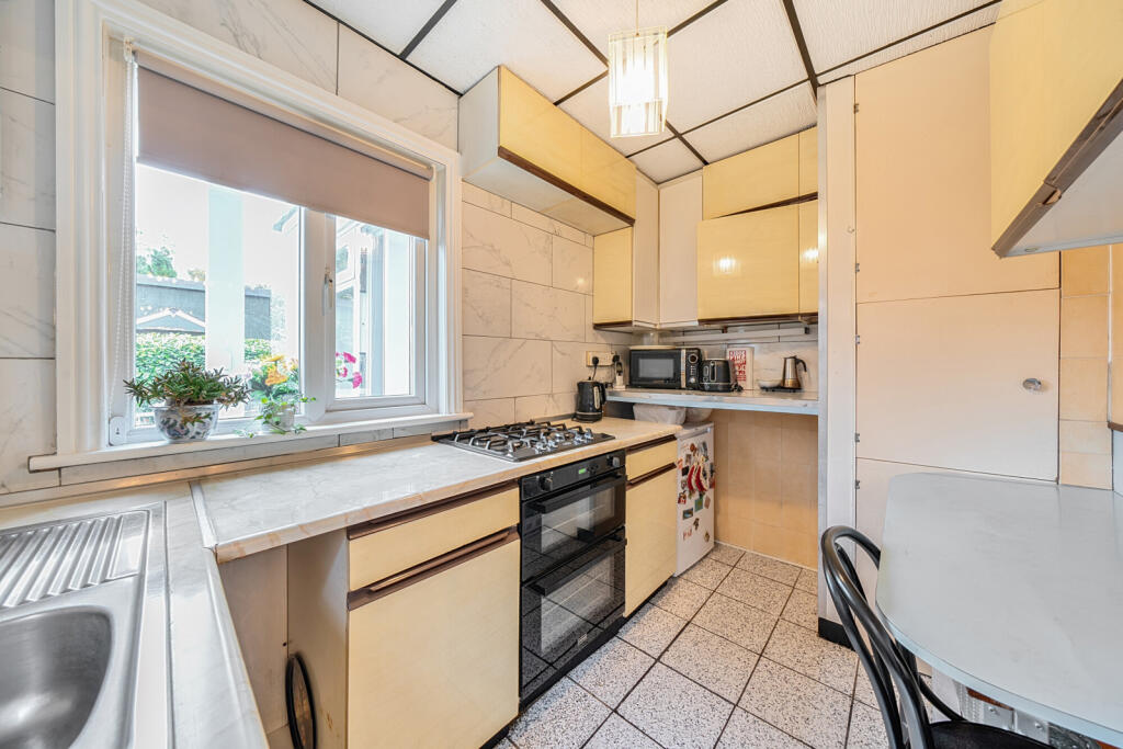 1298710-17-6835ab...