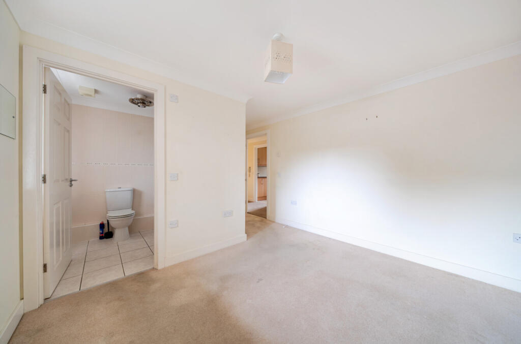 1372458-18-6908c9...