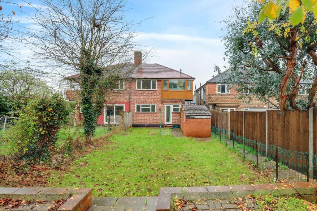 13-3e88JHPropWorld - 21 Meadowview Close - 37-medi