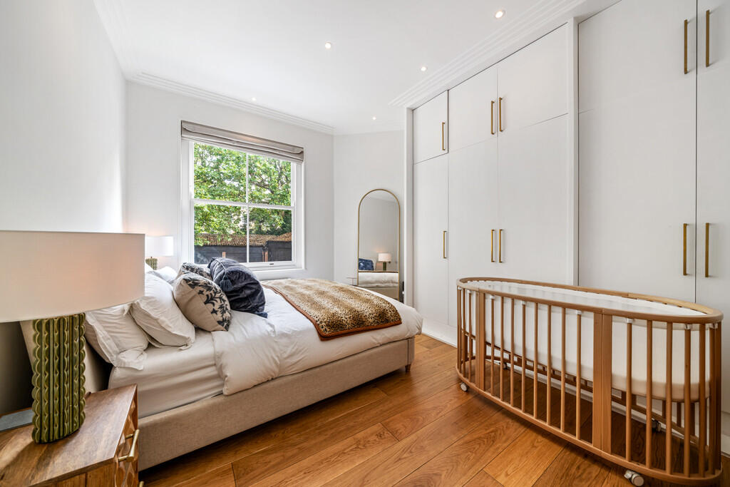 Flat C, 2 Cathcar...