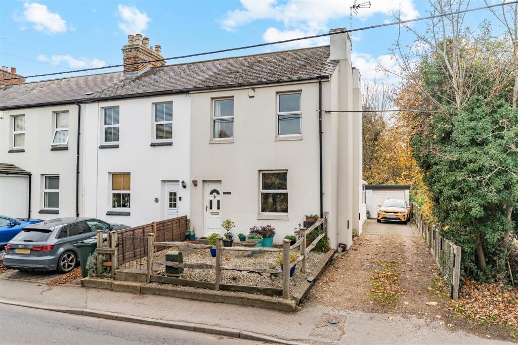 6 Mabel Cottages-HR2.jpg