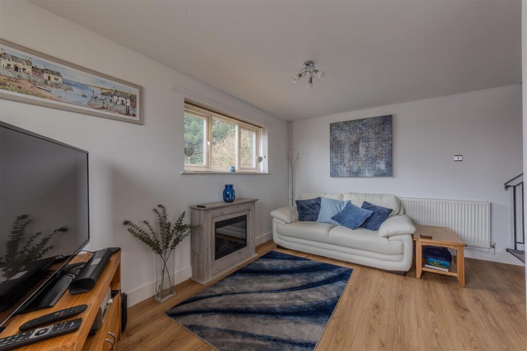 56 Open Hearth Close-5.jpg