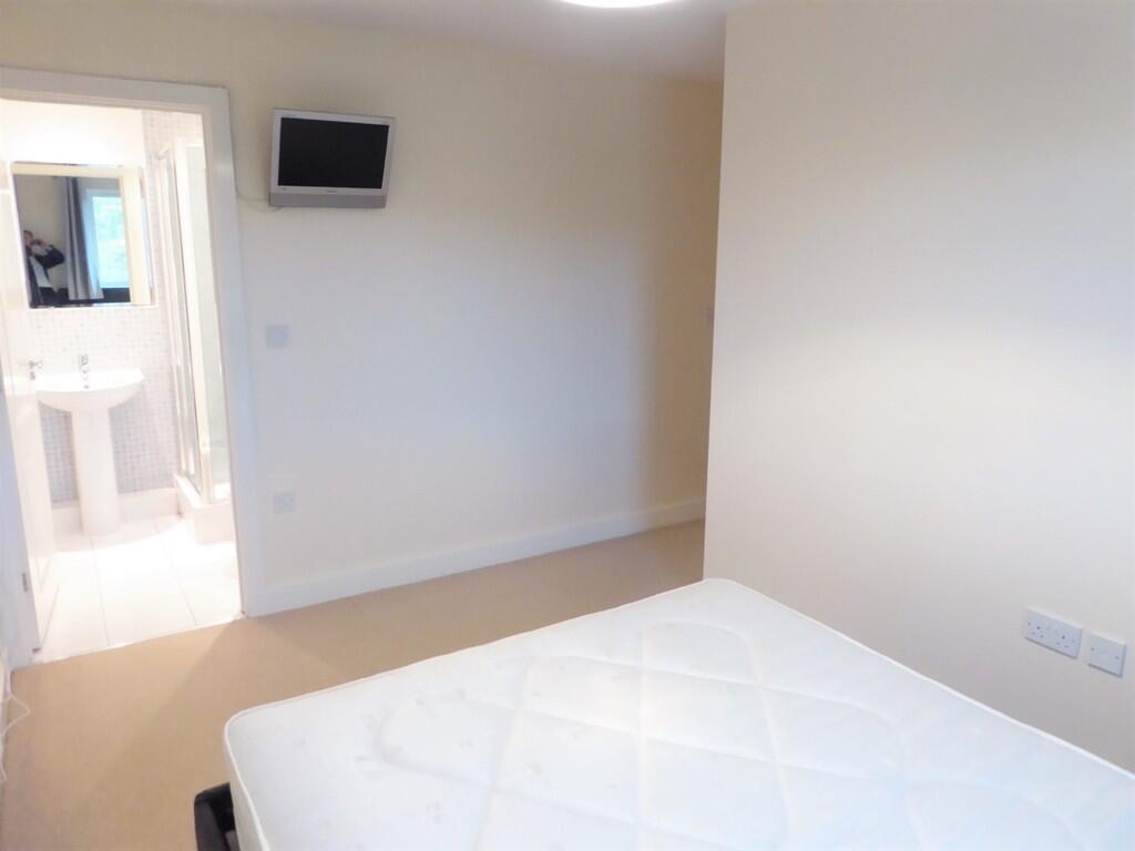 12 tHACKRAY IMG_9...