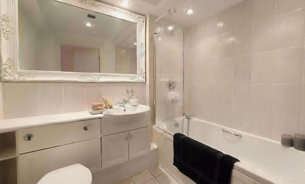 bath 2.JPG
