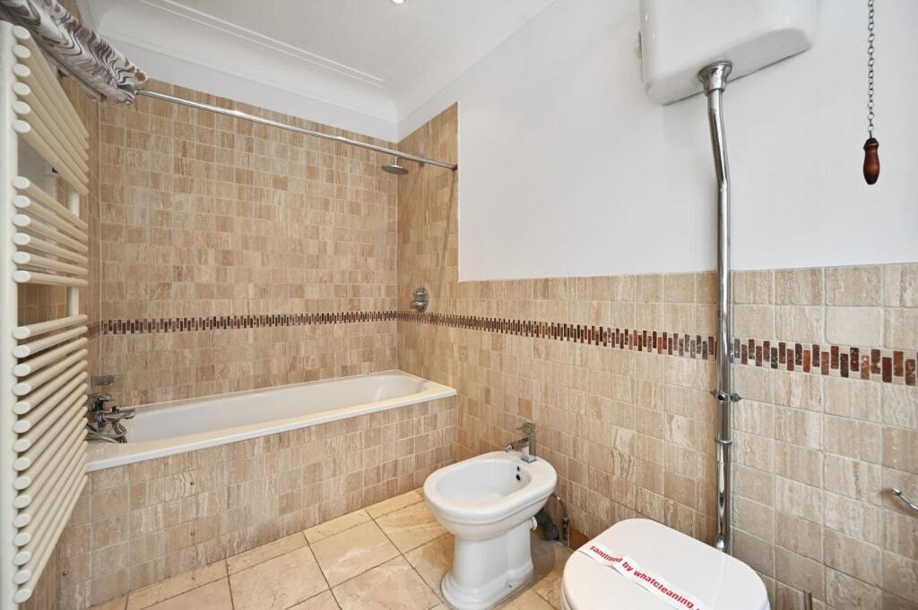RCTEC- flat 21, 55 portland place- bedroom A, ensu