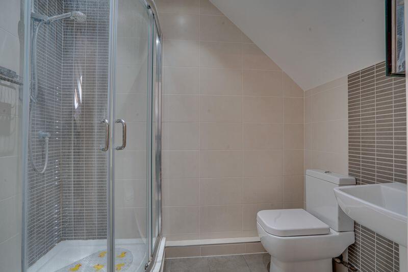 Master En-Suite
