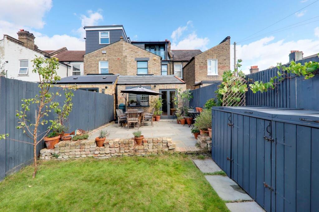 07-1ec4JHPropWorld - 14 Elvino Road - 19-medium.jp