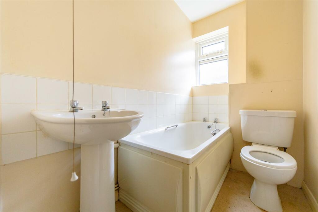 Flat2_MerthyrTerrace_SW138DL (11).jpg