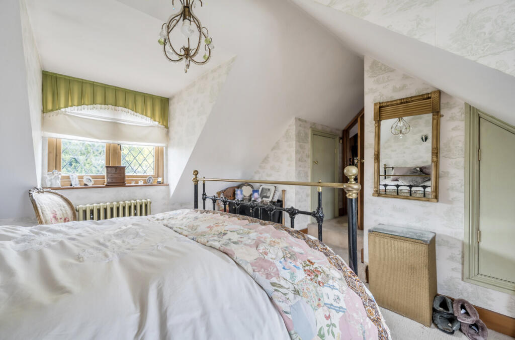 1357737-25-68d7c3...