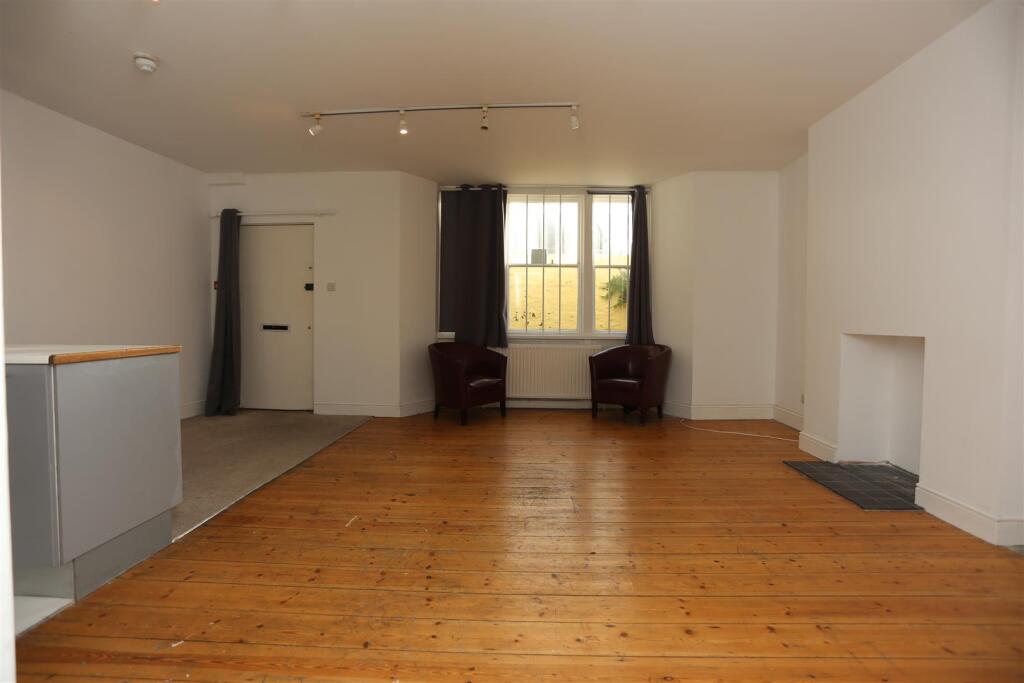 Lgf 37 Regency Sq new23 (10).JPG