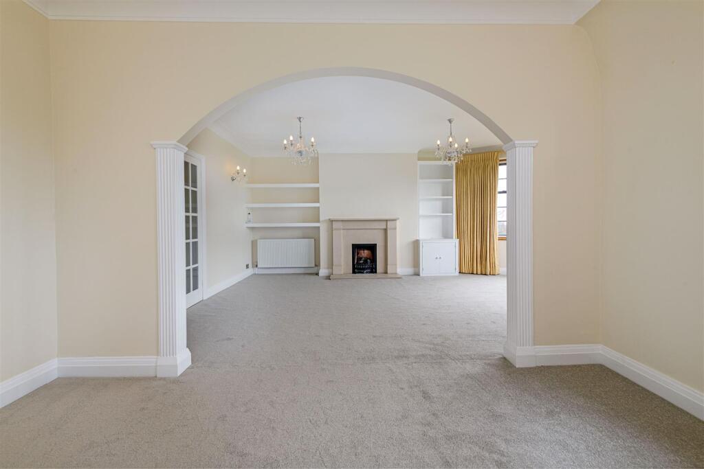 8 Bede Hse Rec 2.jpg