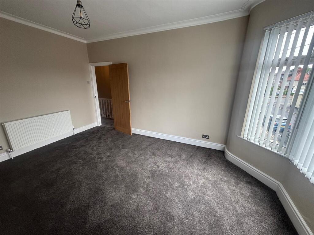 Front Bedroom (large)