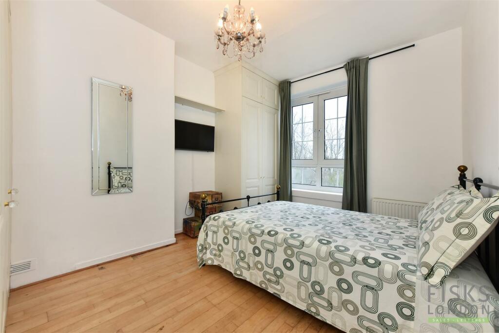 Flat 31 Hilliard House (1).JPG
