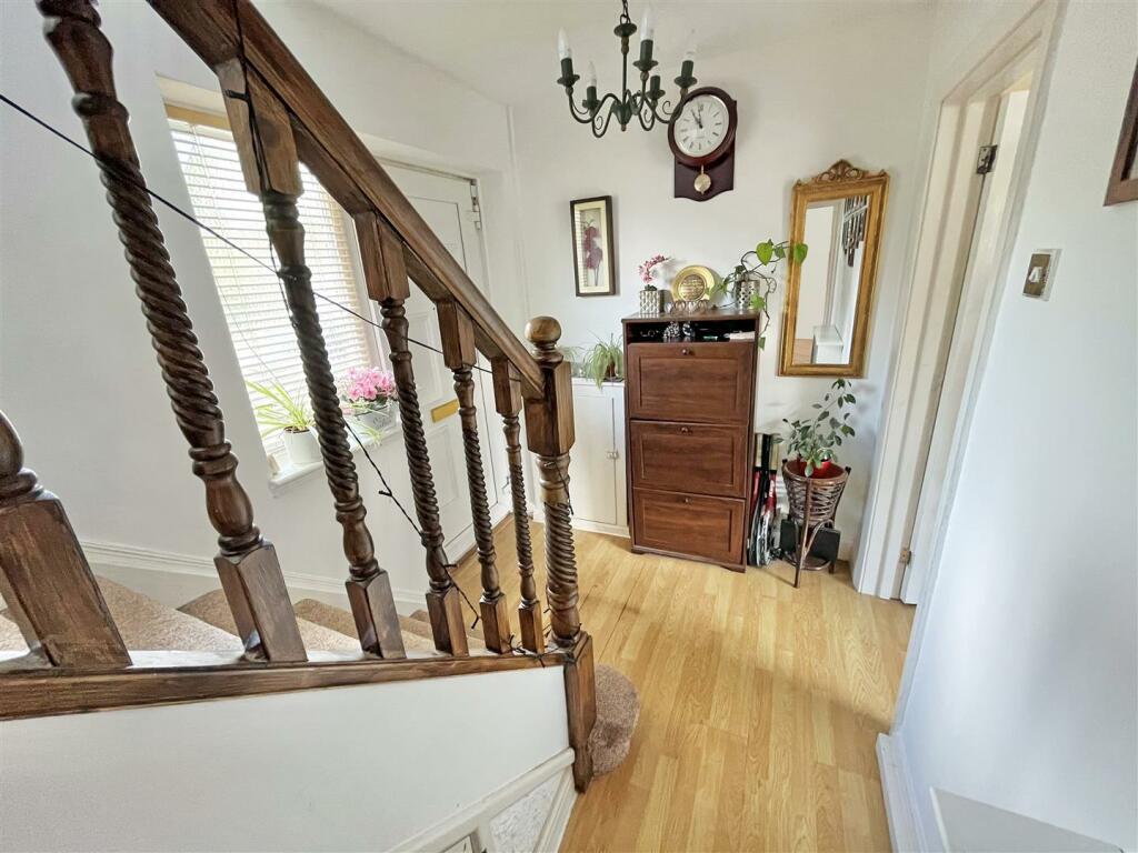 Hall.jpg
