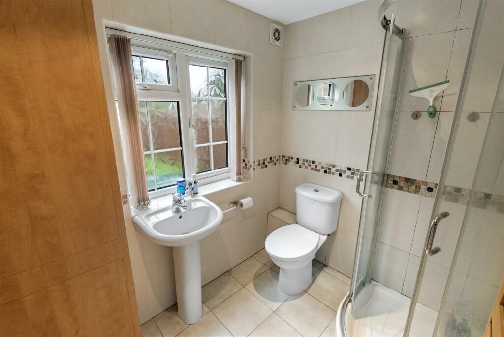 Downstairs Shower Room/Toilet