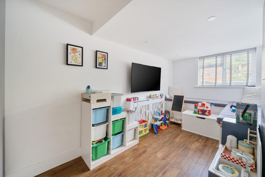 1315880-18-685abb...