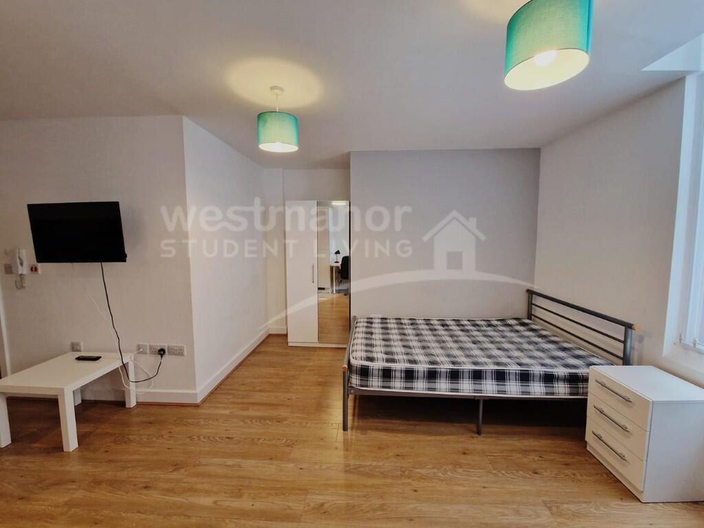 FLAT 2