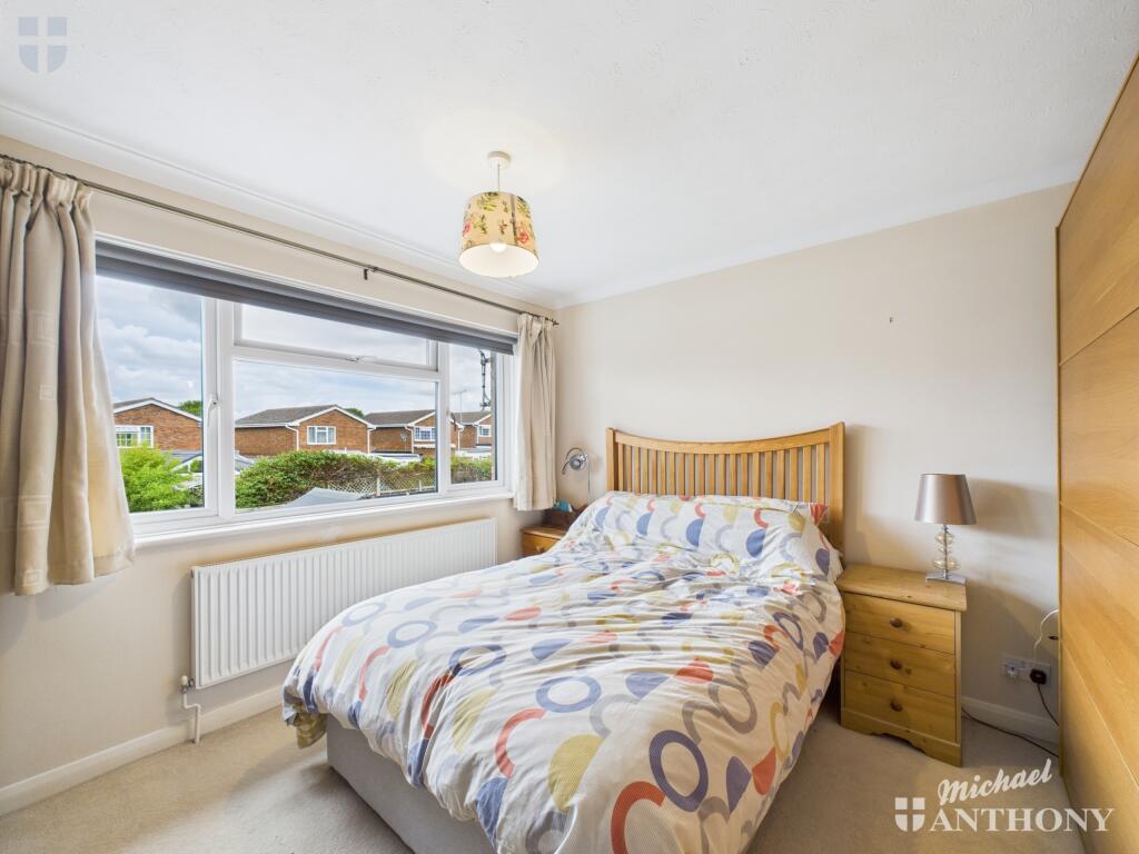 CAM03218G0-PR0705-STILL019