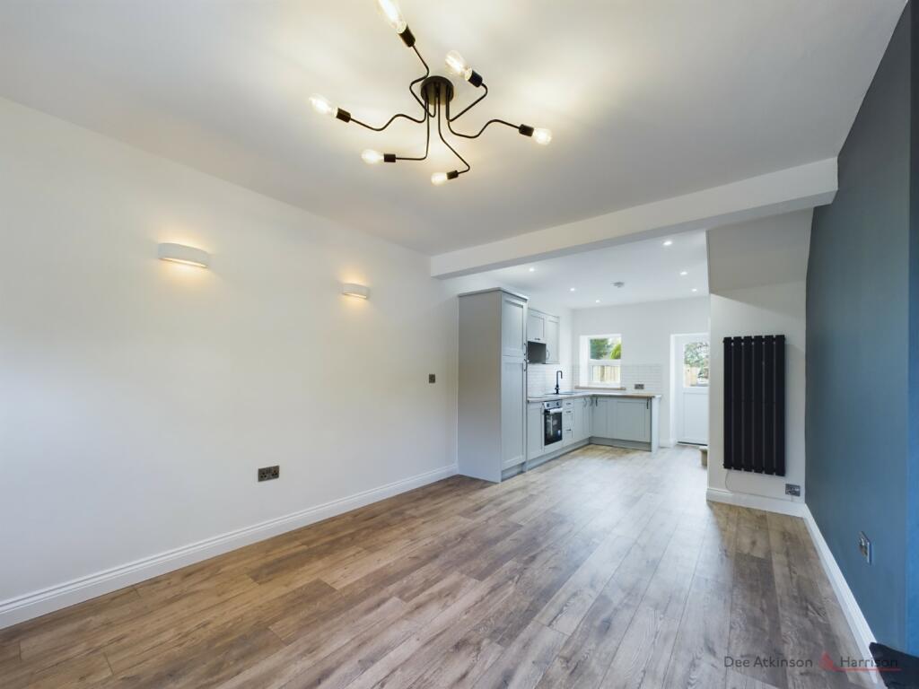 Lounge/Kitchen/Dining Room
