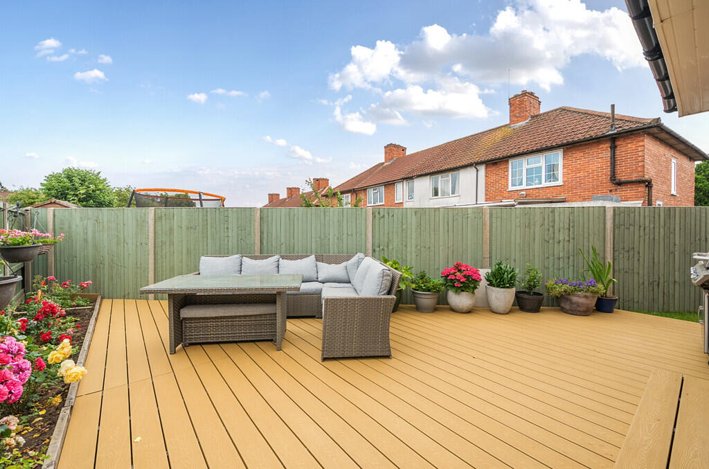 1313353-7-685a789...