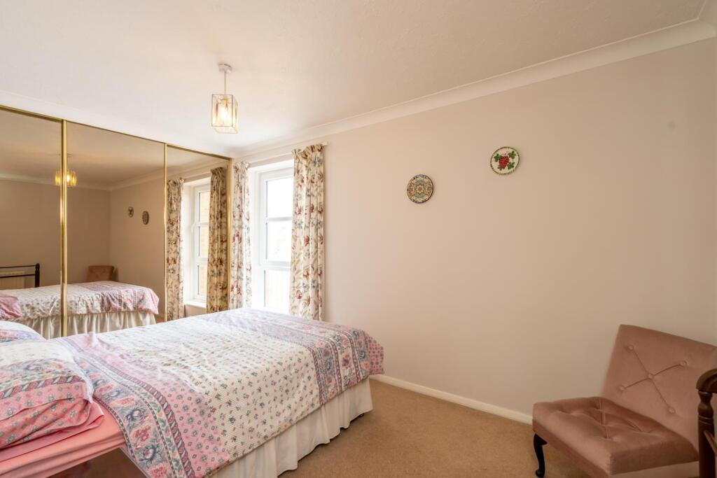 Bedroom 2.jpg