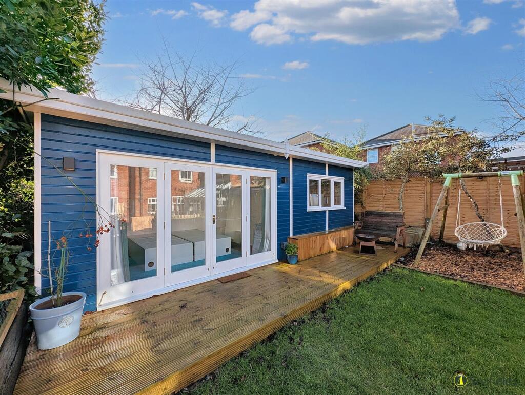 Summer House/Studio