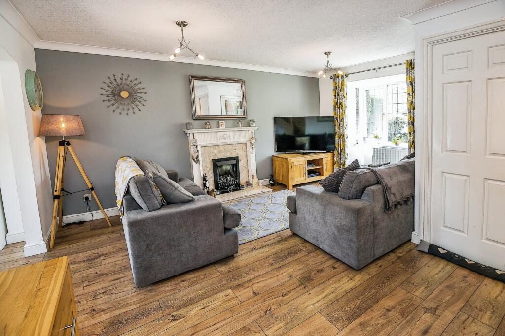 Lounge/Family/Games