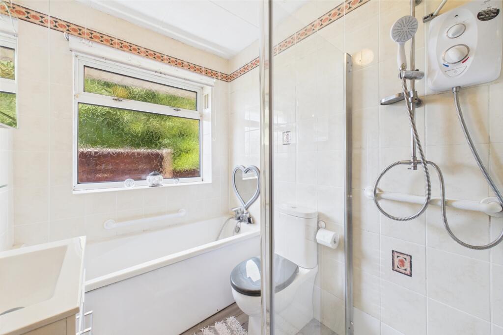 CAM03162G0-PR0265-STILL015