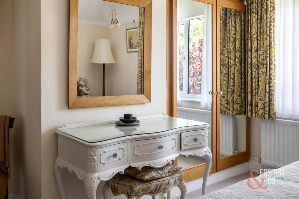 Raphael Road, 29-005.jpg