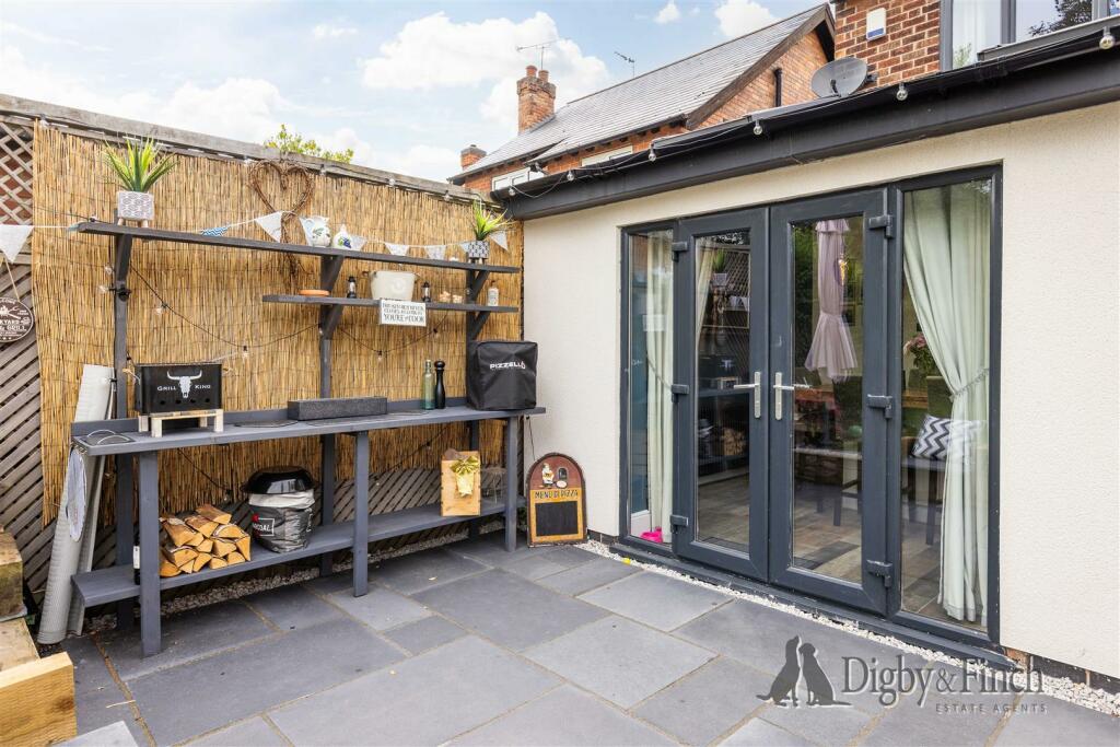 120, Bingham Road Radcliffe-On-Trent, NG12 2GT-6wa