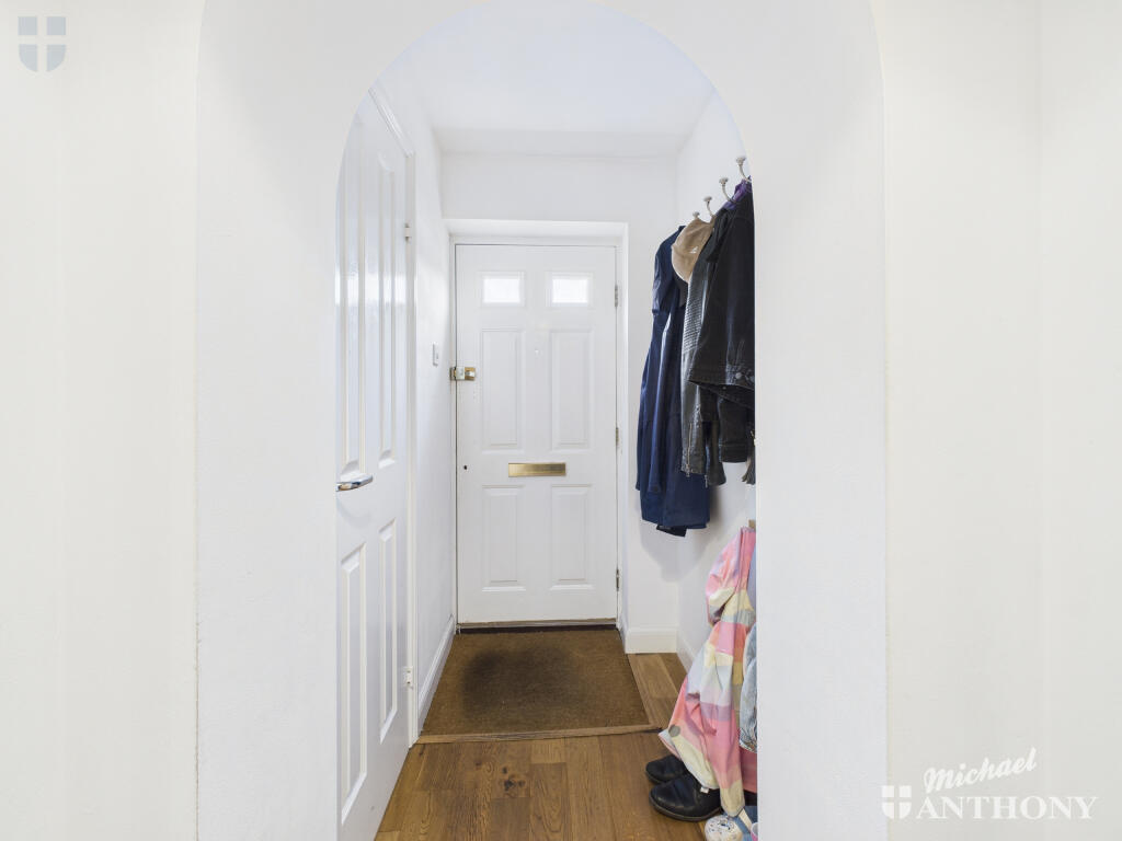 CAM03852G0-PR0435-STILL013