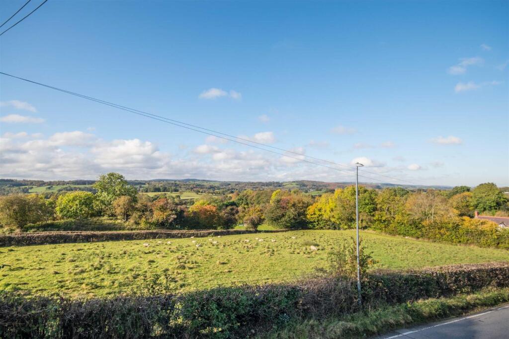 VIEWS ACROSS THE VALE