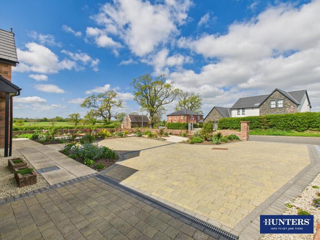 Front Garden/Driveway