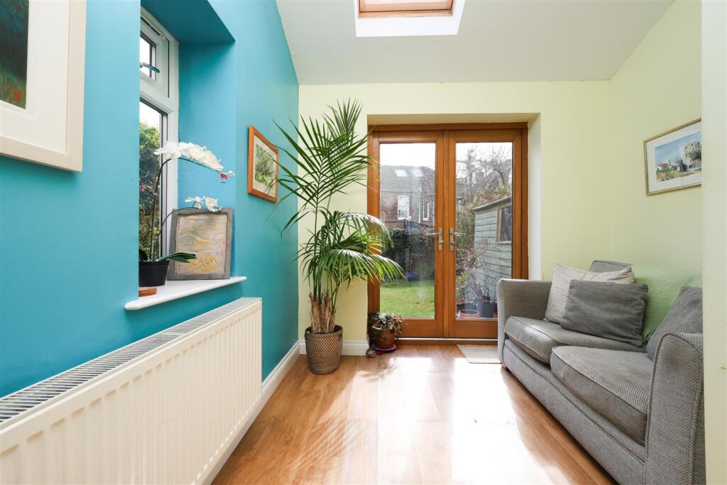 19 Cricklade Rd 43.JPG