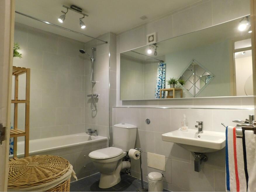 5208-20210415143655-4784-20200810134911-blackfriars-edinburgh-eh1-zone-letting-4