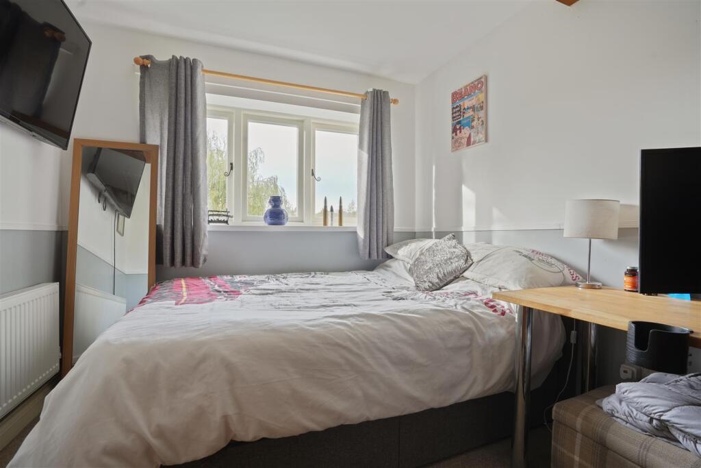 BEDROOM NO.2