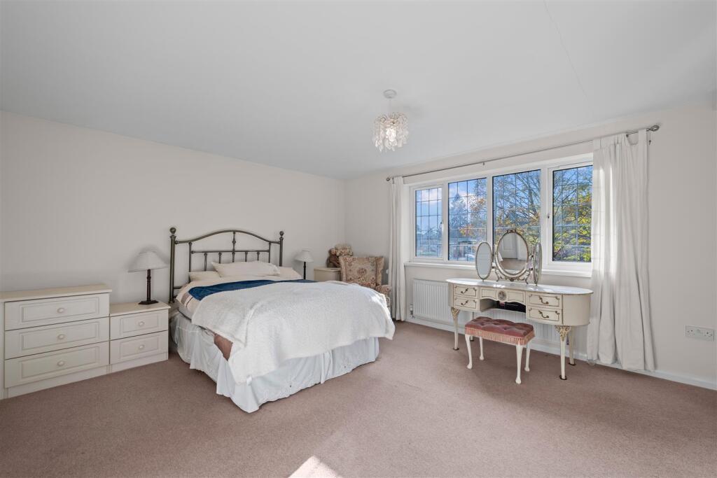 Main Bedroom