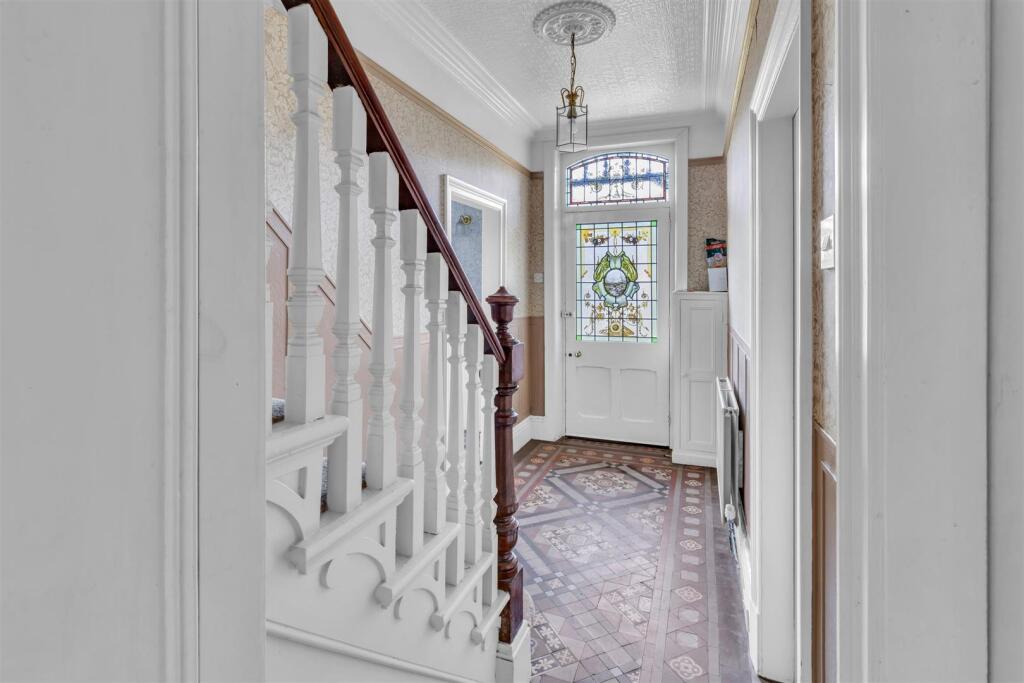 kirkstone hallway1.jpg