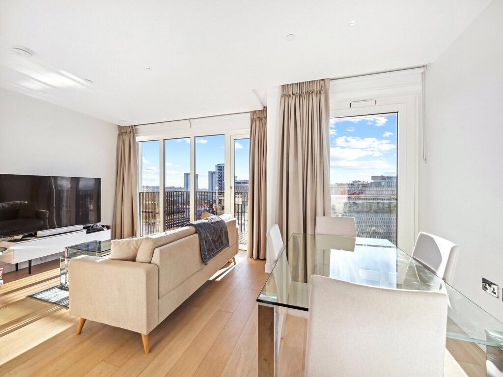 Lincoln Apartments