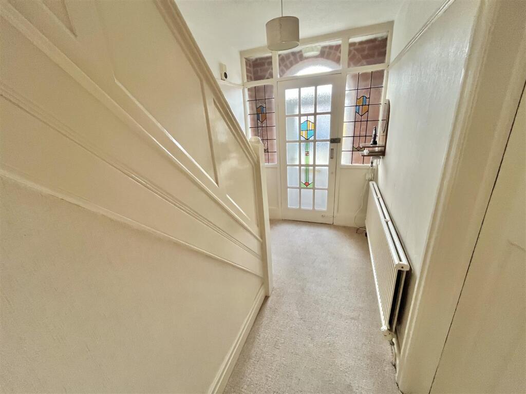 Entrance Hall Aspect 2