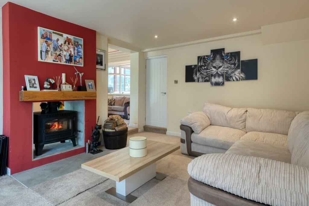 81068_33268119_IMG_09_0000